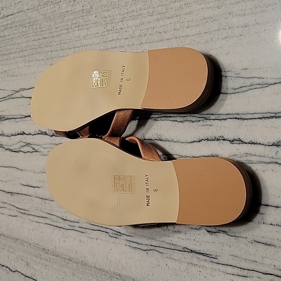 Vince camuto sandals - Picture 5 of 6